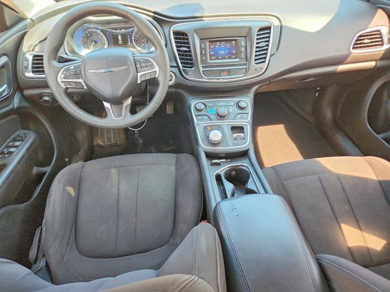 صورة رقم 8 من المزاد - 2015 CHRYSLER 200 مع VIN 1C3CCCAB6FN677611