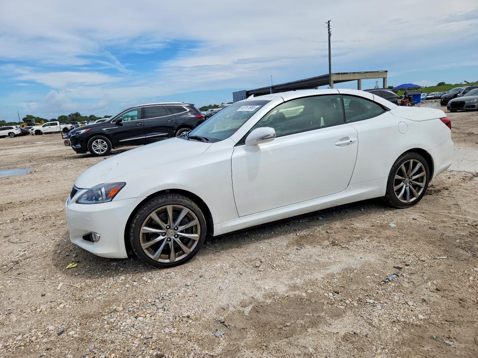 LEXUS IS 2013 مع رقم تعريف المركبة JTHFE2C22D2509794 - صورة من المزاد