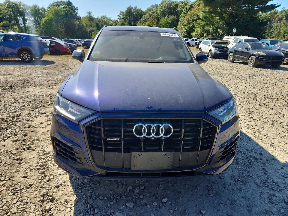 Photo 5 from auction – 2020 AUDI Q7 with VIN WA1LXAF75LD011859