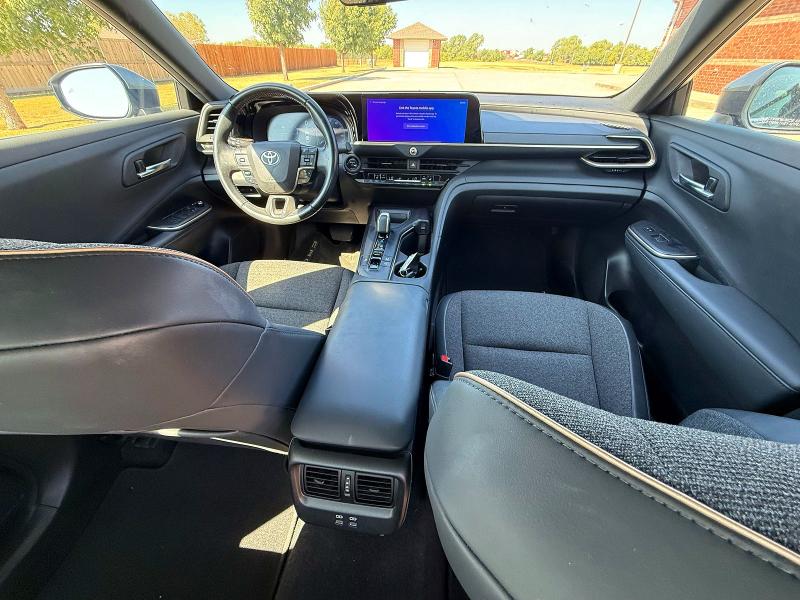 Foto 9 de la subasta – 2023 TOYOTA CROWN con VIN JTDAAAAF5P3008288