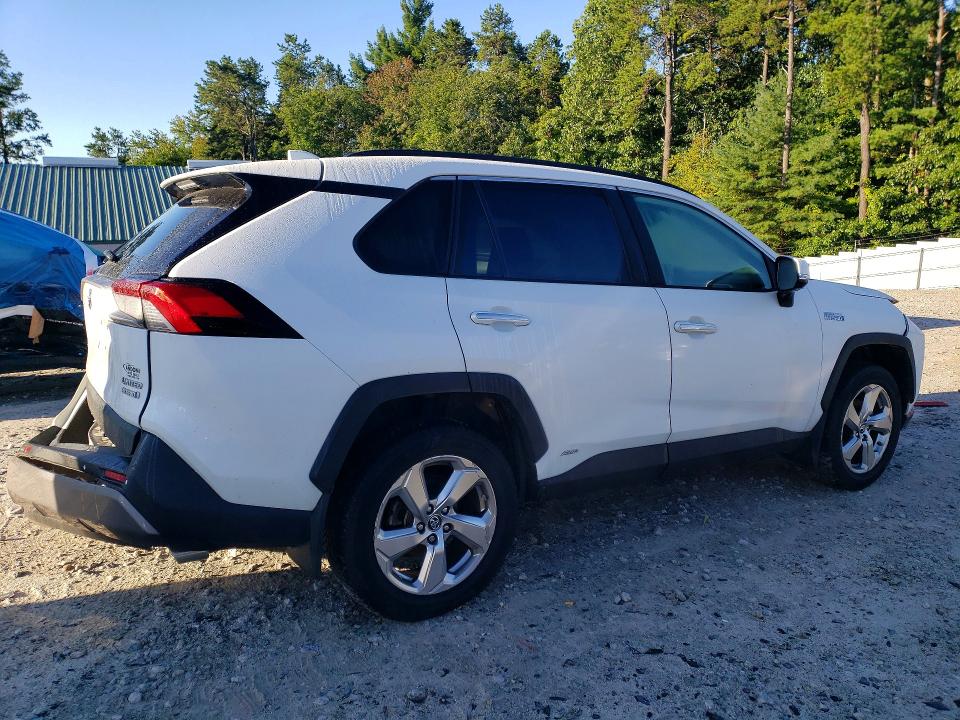 Photo 3 from auction – 2019 TOYOTA RAV4 with VIN 2T3DWRFV3KW022838