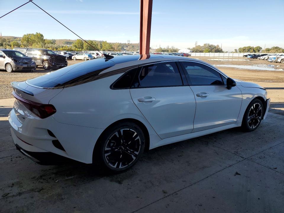 Photo 3 from auction – 2022 KIA K5 with VIN 5XXG64J25NG147991
