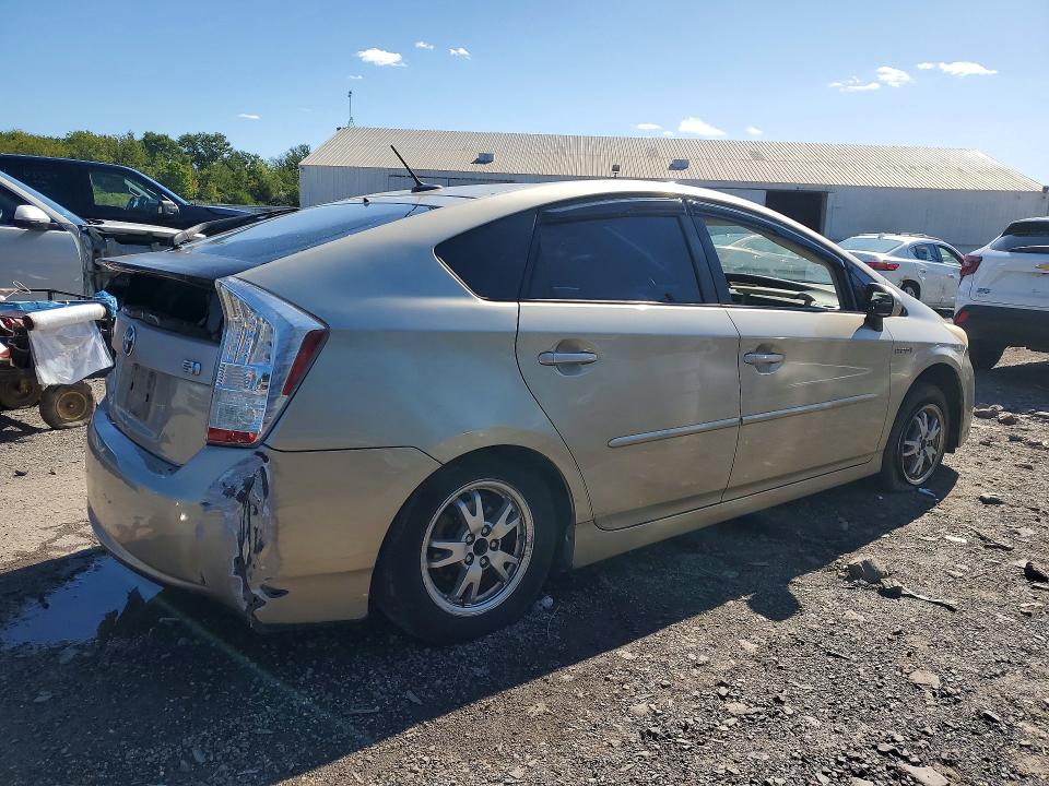 Photo 3 from auction – 2010 TOYOTA PRIUS with VIN JTDKN3DU2A1020996