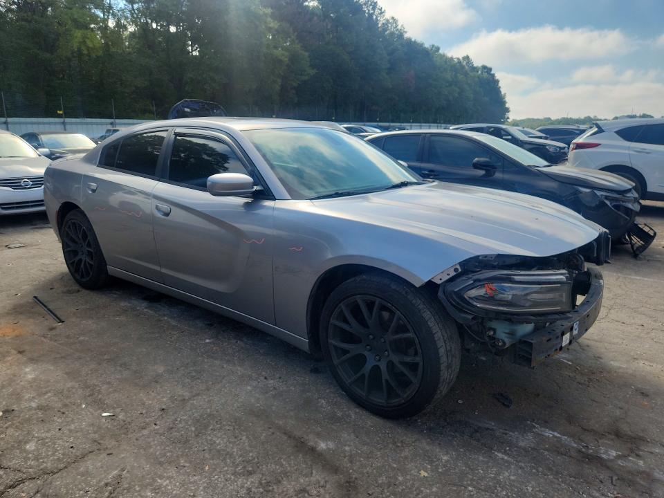 Снимка 4 от търг – 2015 DODGE CHARGER с VIN 2C3CDXBGXFH847914