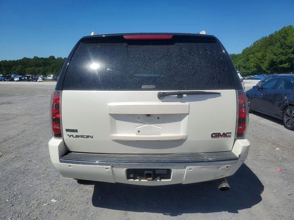 Foto 6 de la subasta – 2011 GMC YUKON con VIN 1GKS2EEF2BR181277