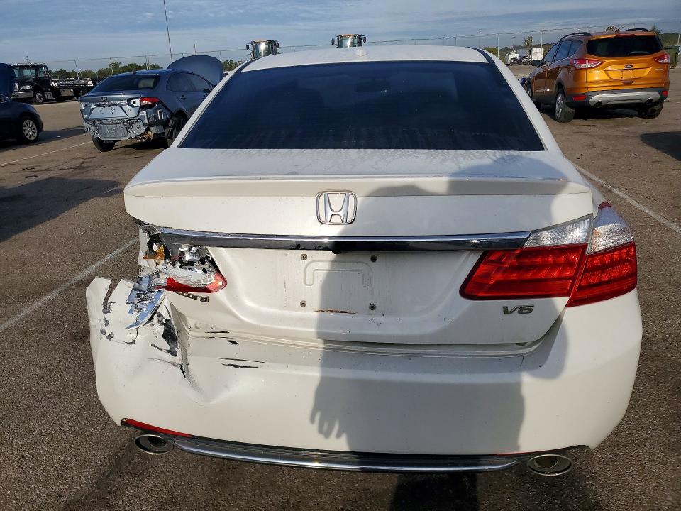 Снимка 6 от търг – 2013 HONDA ACCORD с VIN 1HGCR3F80DA026679