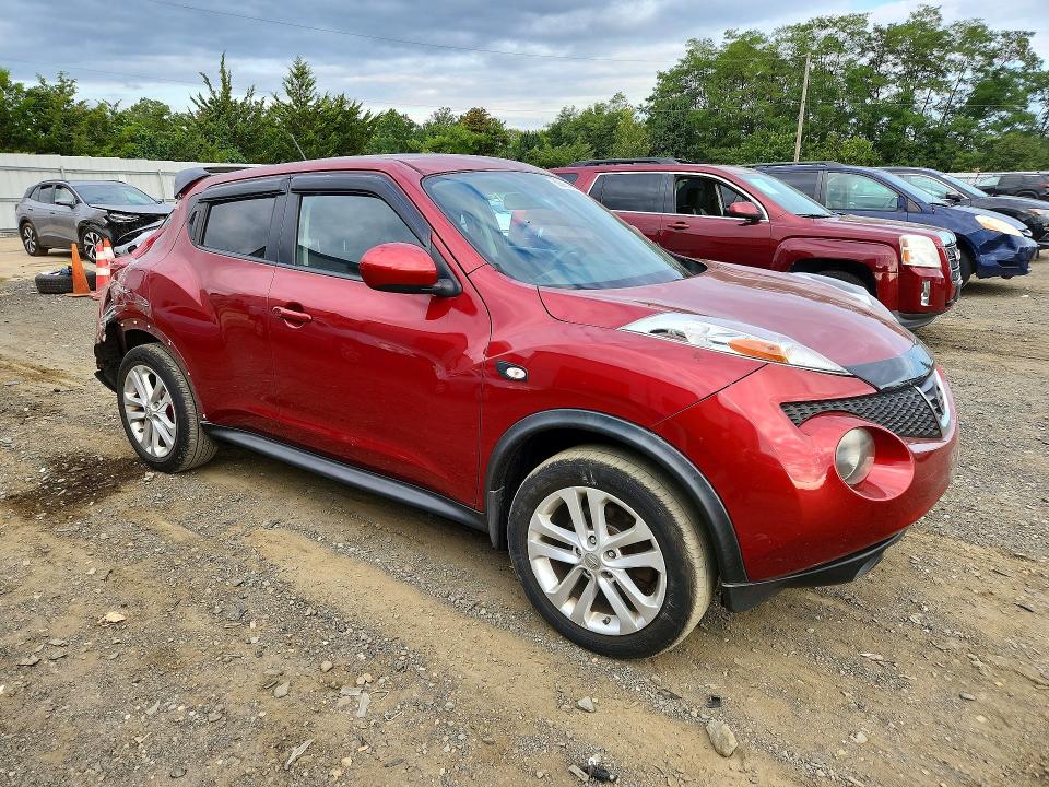 Photo 4 from auction – 2011 NISSAN JUKE with VIN JN8AF5MR0BT009313