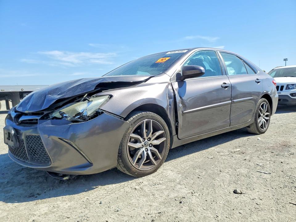 Снимка 1 от търг – 2015 TOYOTA CAMRY с VIN 4T1BF1FK5FU476540