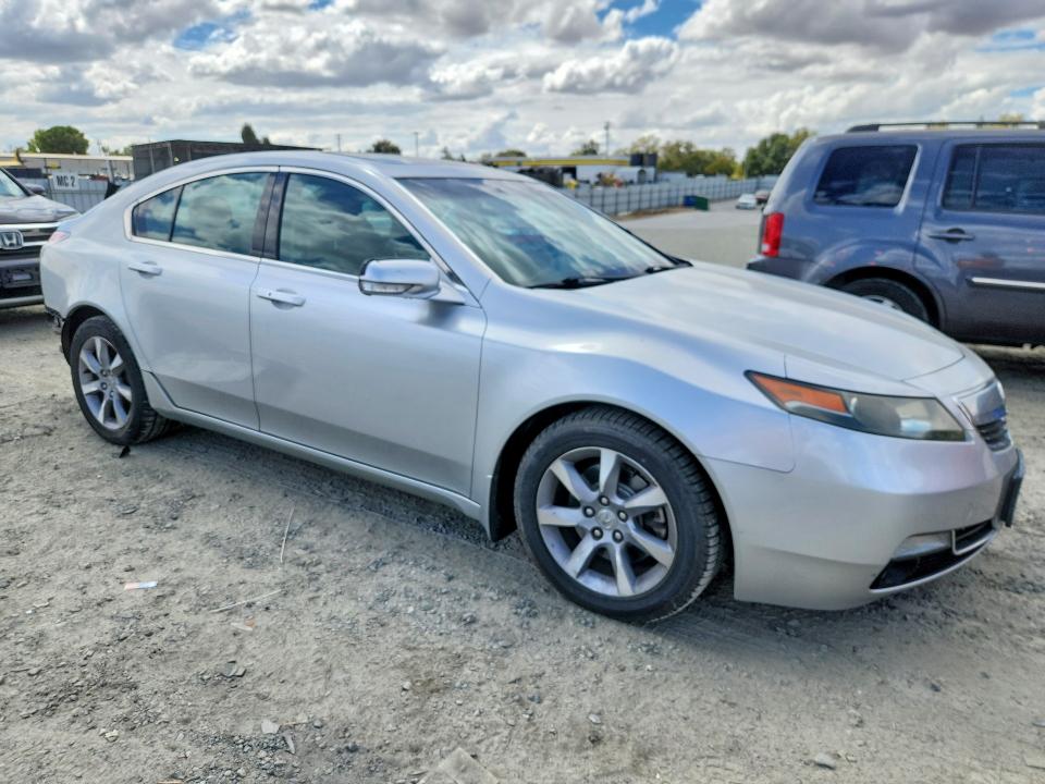 Photo 4 from auction – 2012 ACURA TL with VIN 19UUA8F59CA019565