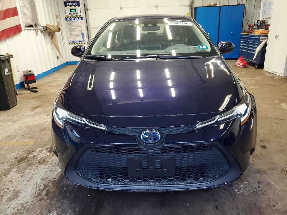 Zdjęcie 5 z aukcji – 2021 TOYOTA COROLLA z VIN JTDEAMDE7MJ011321