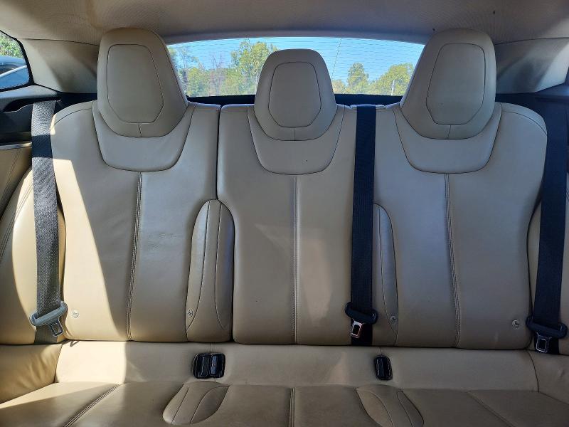 صورة رقم 10 من المزاد - 2014 TESLA MODEL S مع VIN 5YJSA1S16EFP62131
