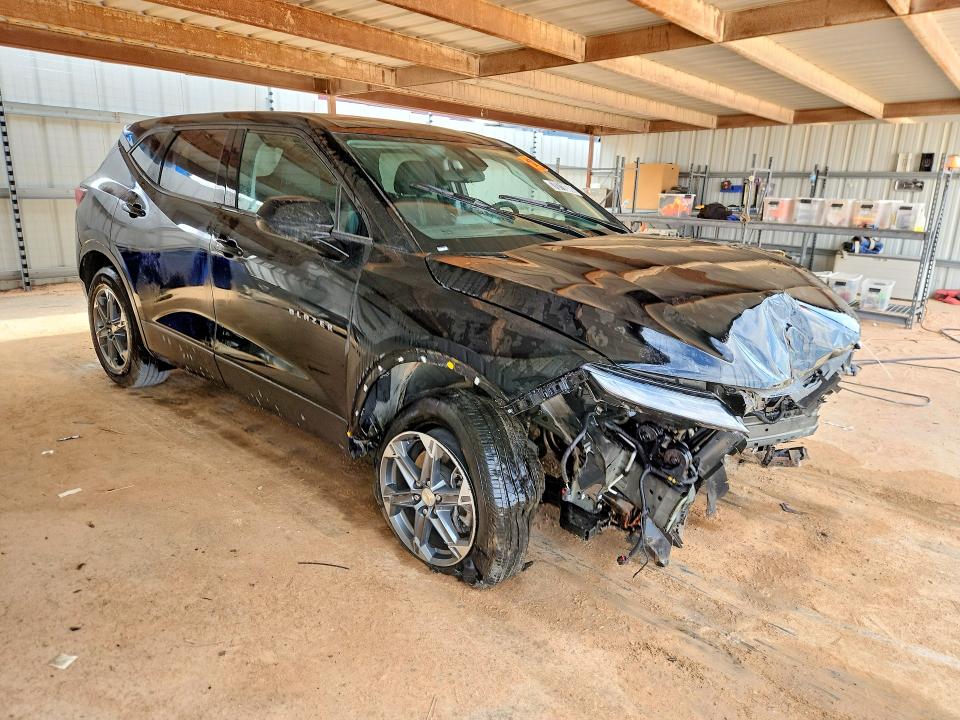 Photo 4 from auction – 2026 CHEVROLET BLAZER with VIN 3GNKBCR49TS162742