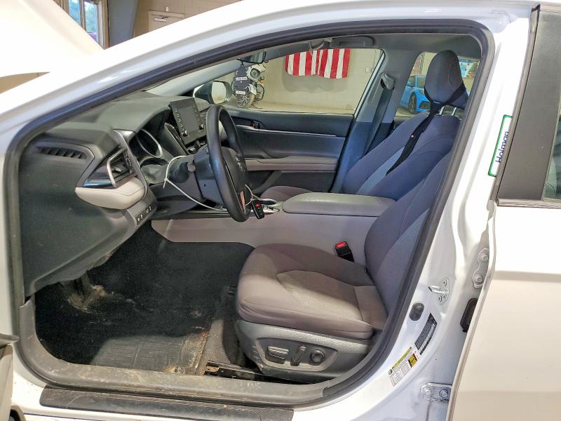 Снимка 7 от търг – 2023 TOYOTA CAMRY с VIN 4T1C31AK7PU613337