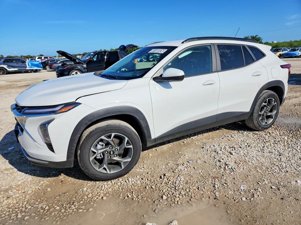 CHEVROLET TRAX 2026 with VIN KL77LHEP9TC138226 - Photo from auction