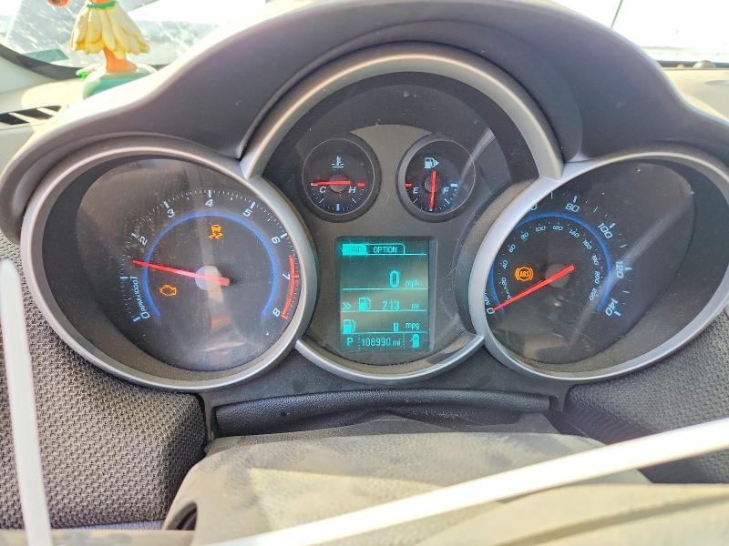 Photo 9 from auction – 2014 CHEVROLET CRUZE with VIN 1G1PC5SB5E7194601