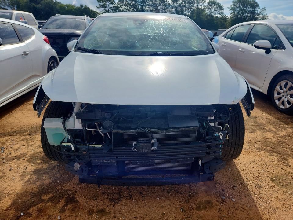 Zdjęcie 5 z aukcji – 2022 NISSAN VERSA z VIN 3N1CN8EV2NL840053