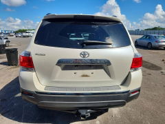 Photo 6 from auction – 2013 TOYOTA HIGHLANDER with VIN 5TDYK3EH8DS103070