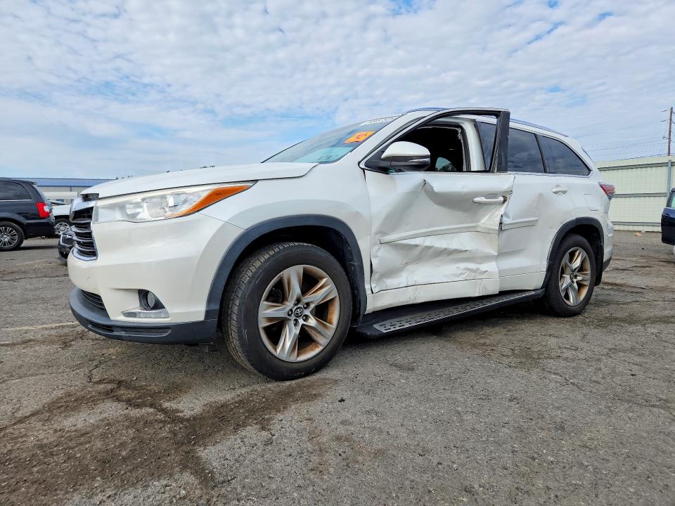 TOYOTA HIGHLANDER 2016 with VIN 5TDDKRFH2GS329125 - Photo from auction