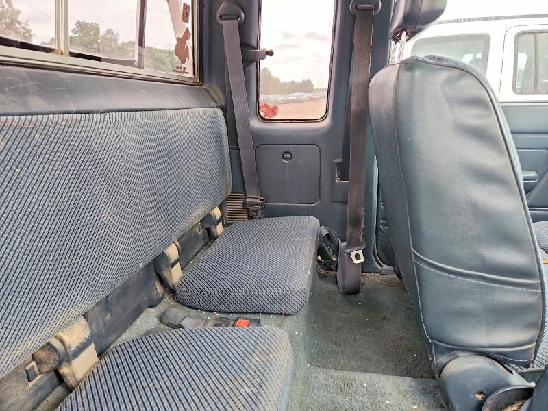 Photo 10 from auction – 1993 TOYOTA PICKUP with VIN JT4VN13D3P5110517