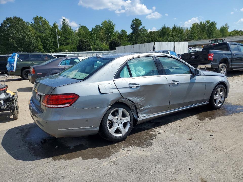 Снимка 3 от търг – 2015 MERCEDES-BENZ E с VIN WDDHF5KB3FB157280