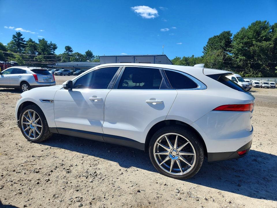 Photo 2 from auction – 2019 JAGUAR F-PACE with VIN SADCS2FX4KA364933