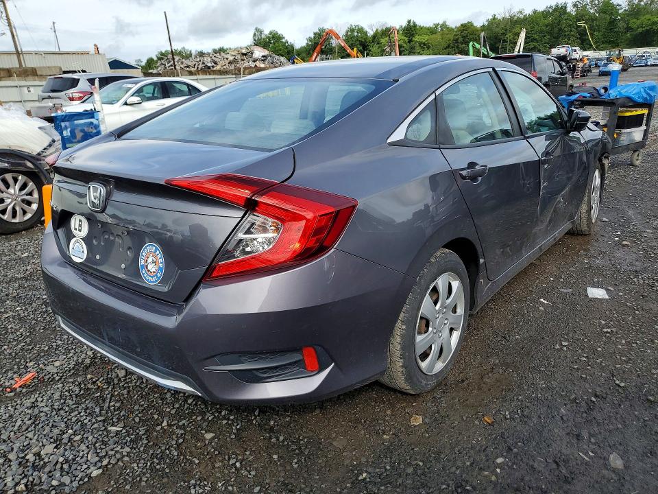 Фото 3 с аукциона – 2019 HONDA CIVIC с VIN 2HGFC2F65KH598935