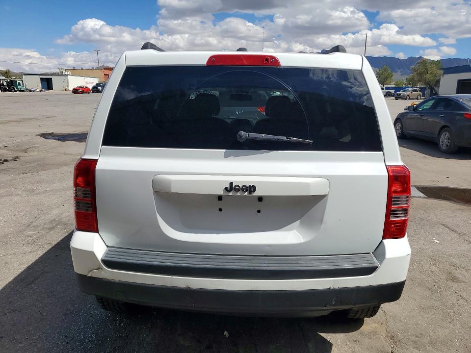 Photo 6 from auction – 2015 JEEP PATRIOT with VIN 1C4NJPBB1FD264405