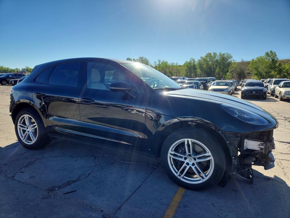 Photo 4 from auction – 2023 PORSCHE MACAN with VIN WP1AA2A50PLB20718