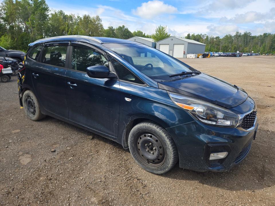 Photo 4 from auction – 2017 KIA RONDO with VIN KNAHT8A39H7170178