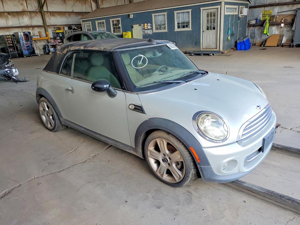 Photo 4 from auction – 2011 MINI COOPER with VIN WMWZN3C5XBTZ89277