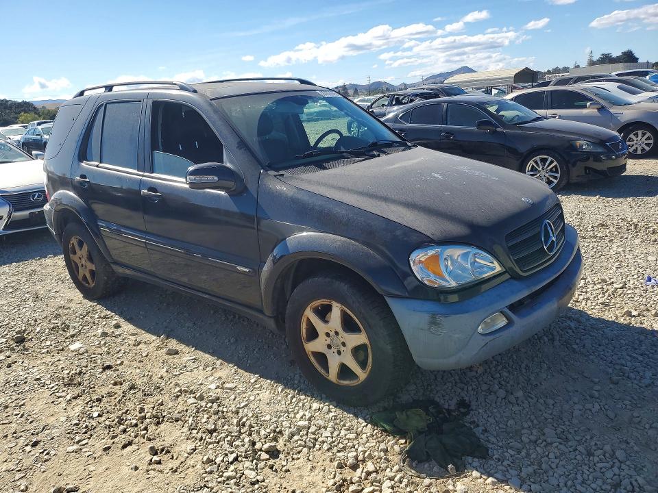 Photo 4 from auction – 2002 MERCEDES-BENZ ML with VIN 4JGAB54E82A307930