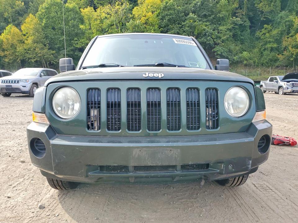 Снимка 5 от търг – 2010 JEEP PATRIOT с VIN 1J4NT2GA4AD544979