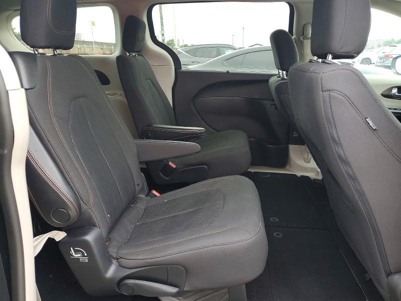 Foto 11 de la subasta – 2019 CHRYSLER PACIFICA con VIN 2C4RC1FG8KR666718