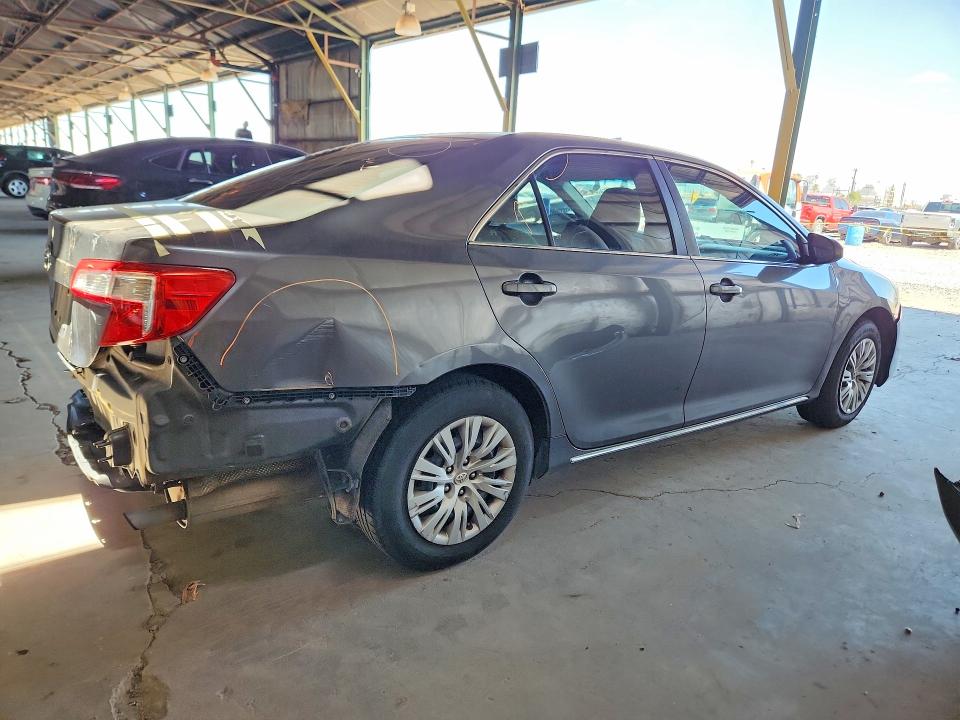 Photo 3 from auction – 2014 TOYOTA CAMRY with VIN 4T1BF1FK2EU317179