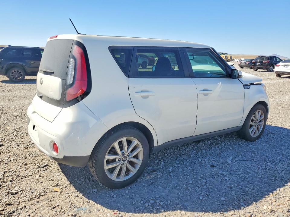 Photo 3 from auction – 2019 KIA SOUL with VIN KNDJP3A56K7002017