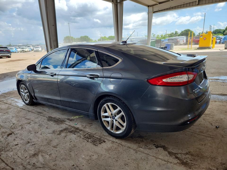 صورة رقم 2 من المزاد - 2015 FORD FUSION مع VIN 3FA6P0SU5FR102026