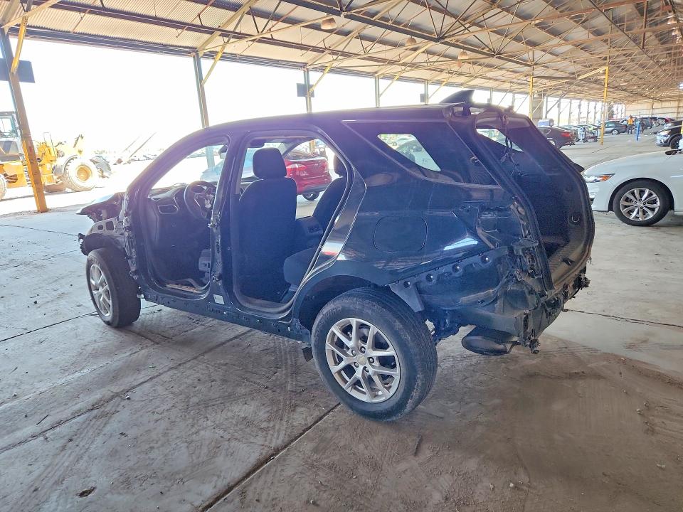 Photo 2 from auction – 2023 CHEVROLET EQUINOX with VIN 3GNAXKEG0PL222897