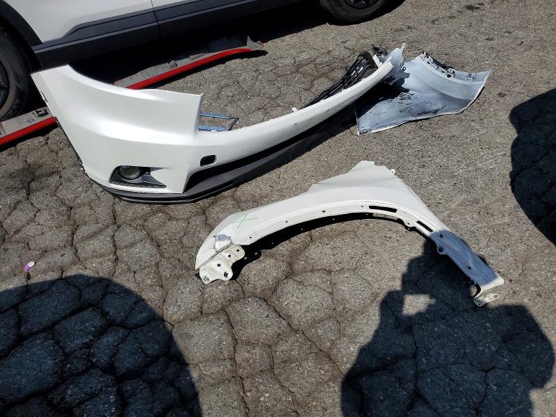 Снимка 13 от търг – 2014 TOYOTA HIGHLANDER с VIN 5TDZKRFH4ES020596