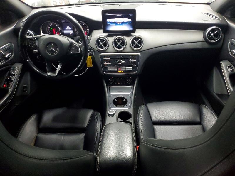 Снимка 8 от търг – 2019 MERCEDES-BENZ CLA с VIN WDDSJ4EB4KN723224