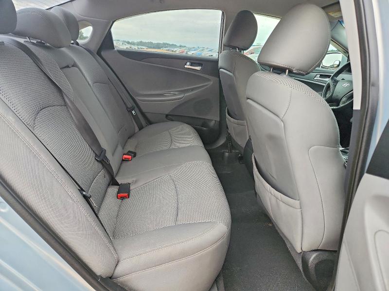 Photo 10 from auction – 2012 HYUNDAI SONATA with VIN 5NPEB4AC2CH402271