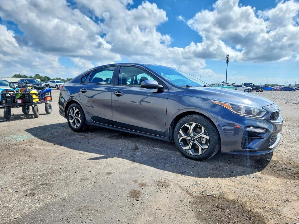 Zdjęcie 4 z aukcji – 2021 KIA FORTE z VIN 3KPF24ADXME354571