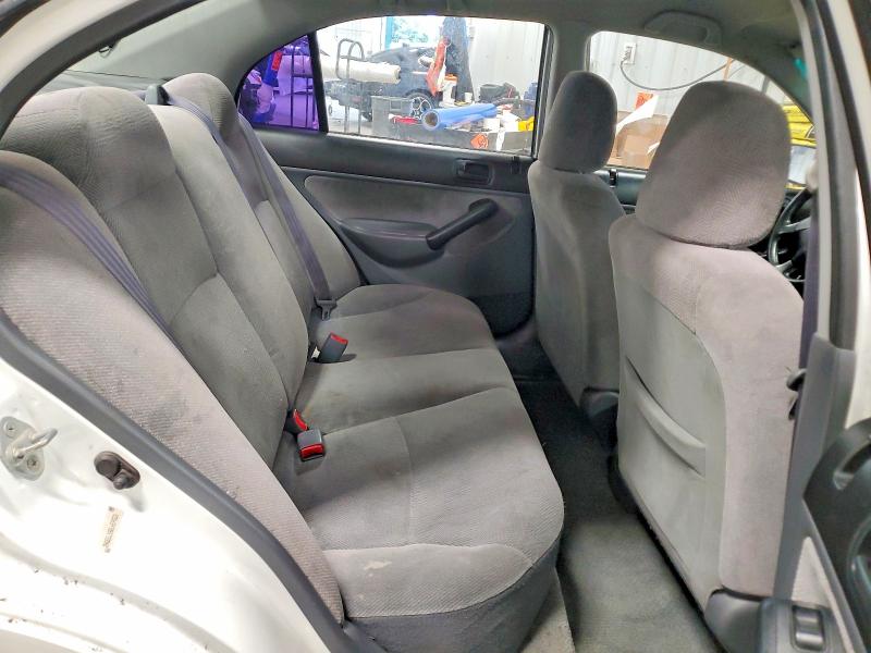 Photo 10 from auction – 2001 HONDA CIVIC with VIN 2HGES15501H599331