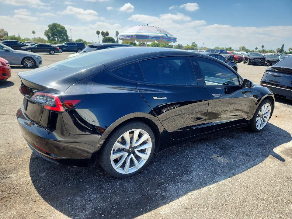 Photo 3 from auction – 2019 TESLA MODEL 3 with VIN 5YJ3E1EAXKF193087