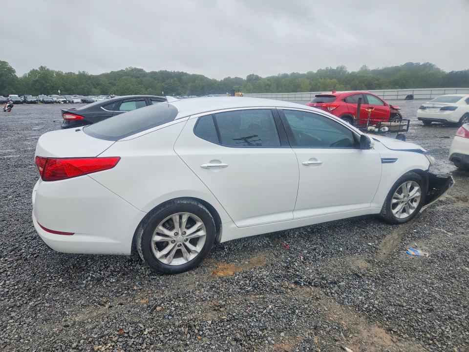 Photo 3 from auction – 2013 KIA OPTIMA with VIN 5XXGM4A75DG224018