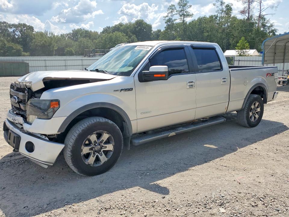 FORD F150 2014 مع رقم تعريف المركبة 1FTFW1ET7EKG39697 - صورة من المزاد