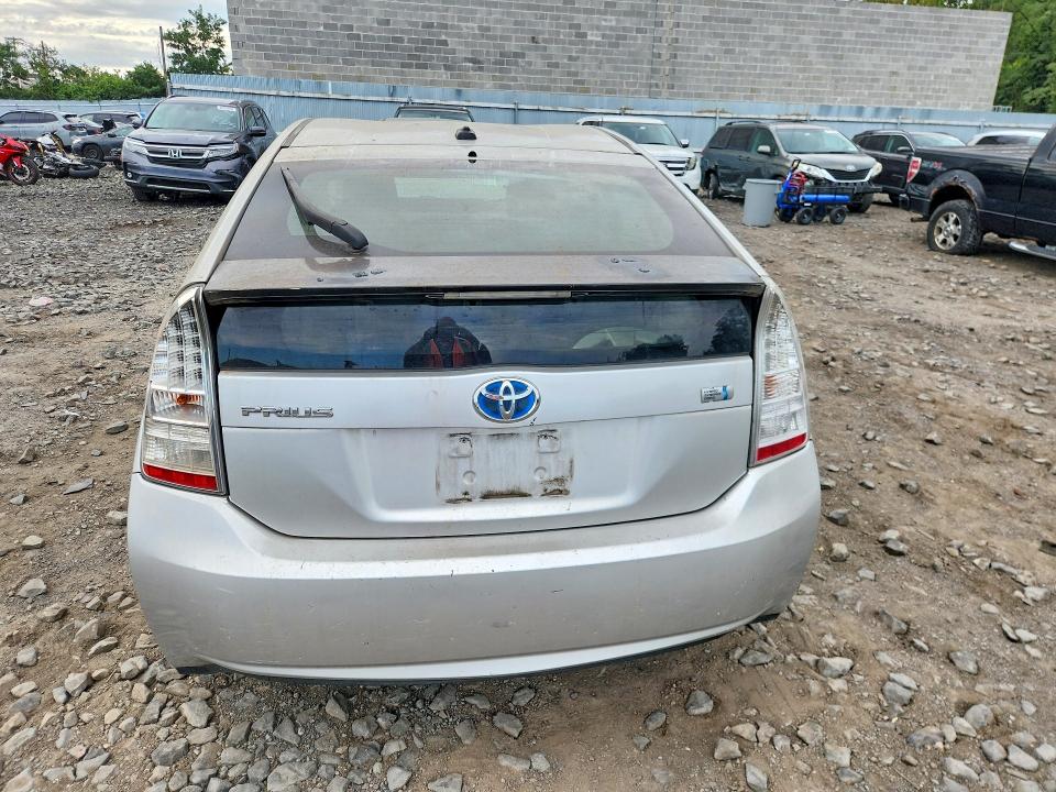 Photo 6 from auction – 2010 TOYOTA PRIUS with VIN JTDKN3DU2A0054118