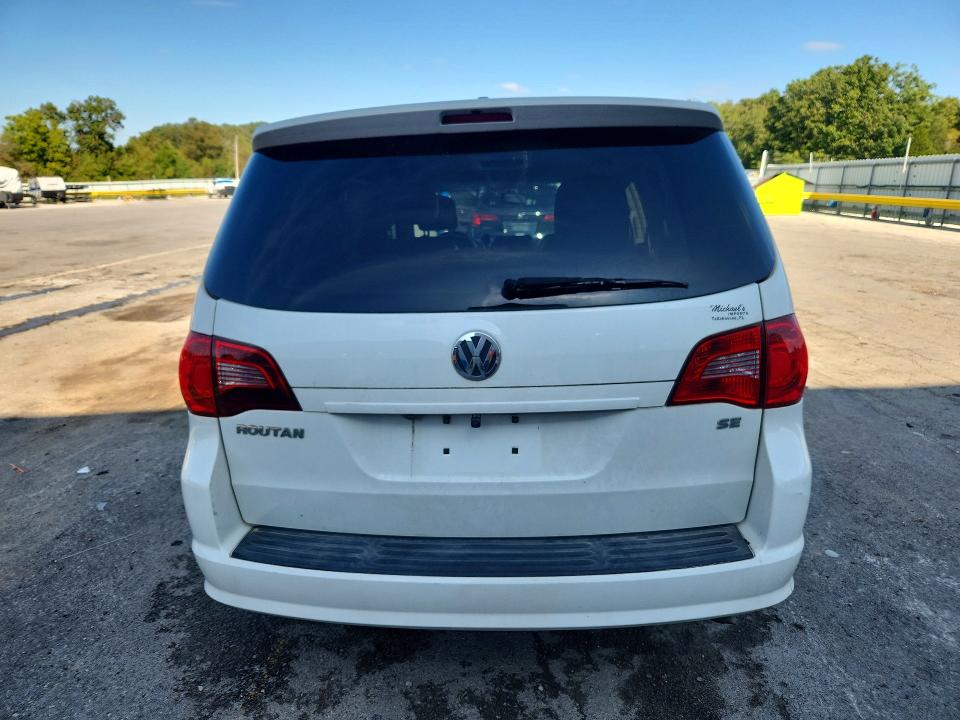 Снимка 6 от търг – 2011 VOLKSWAGEN ROUTAN с VIN 2V4RW3DG0BR623289