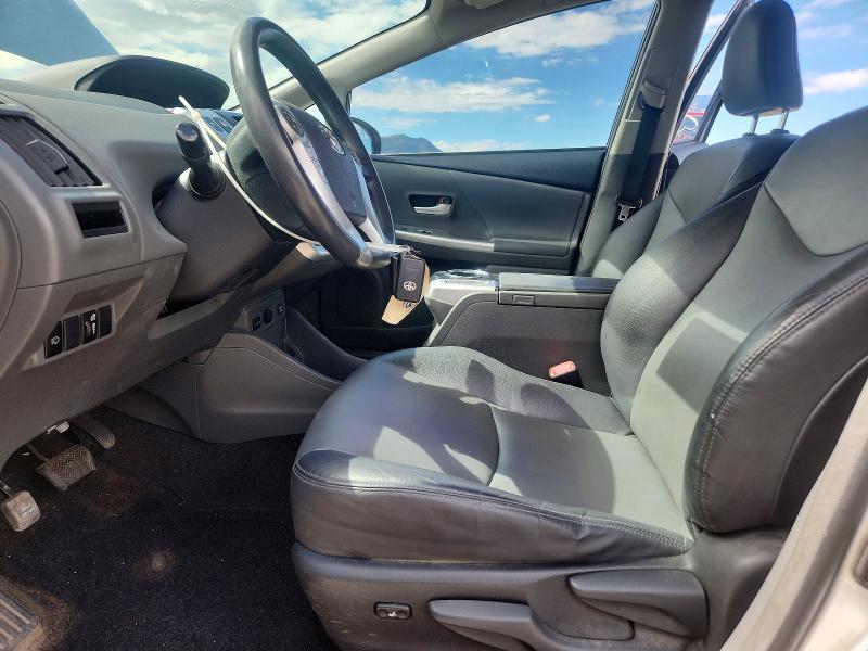 Photo 7 from auction – 2012 TOYOTA PRIUS V with VIN JTDZN3EU3C3076966
