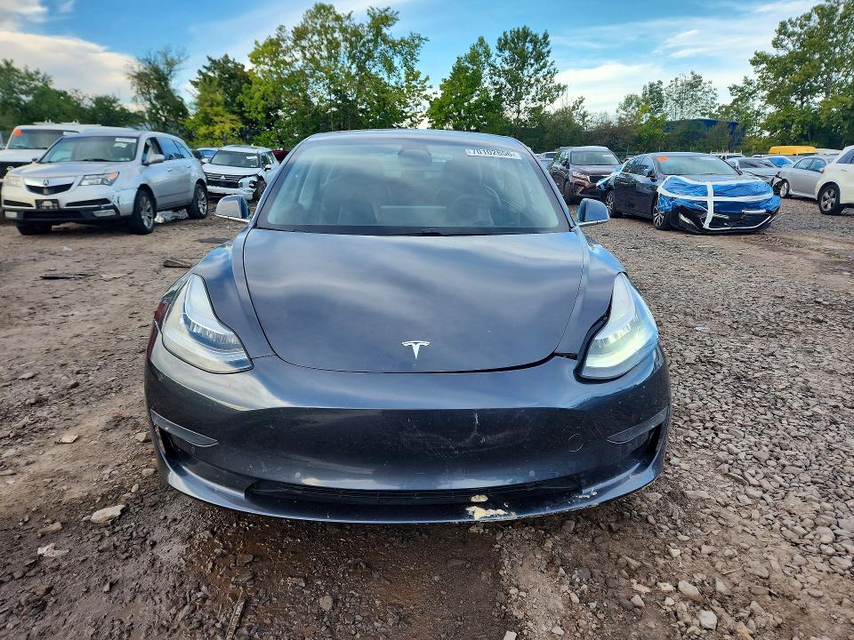 Снимка 5 от търг – 2020 TESLA MODEL 3 с VIN 5YJ3E1EB3LF619972