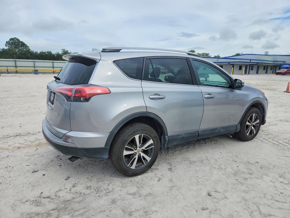 Photo 3 from auction – 2017 TOYOTA RAV4 with VIN 2T3WFREVXHW335646